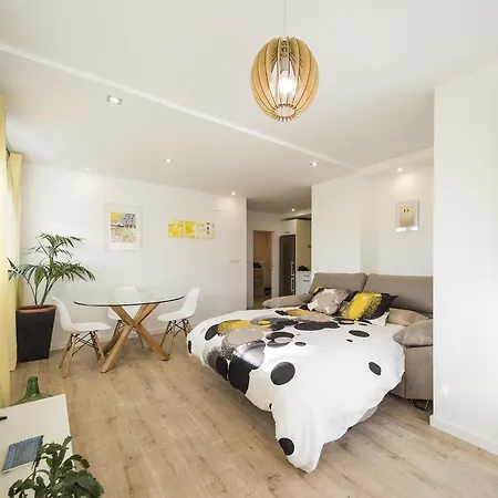 Apartment Balcon De *